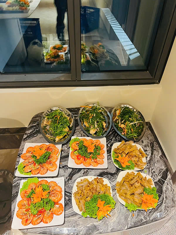 đặt cỗ 49 ngày ở Đống Đa