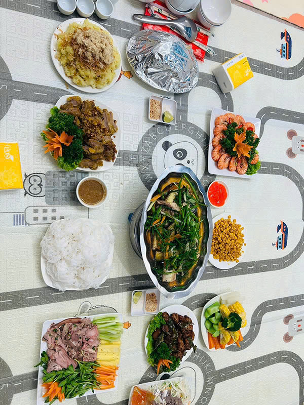 đặt cỗ giỗ ở Đống Đa