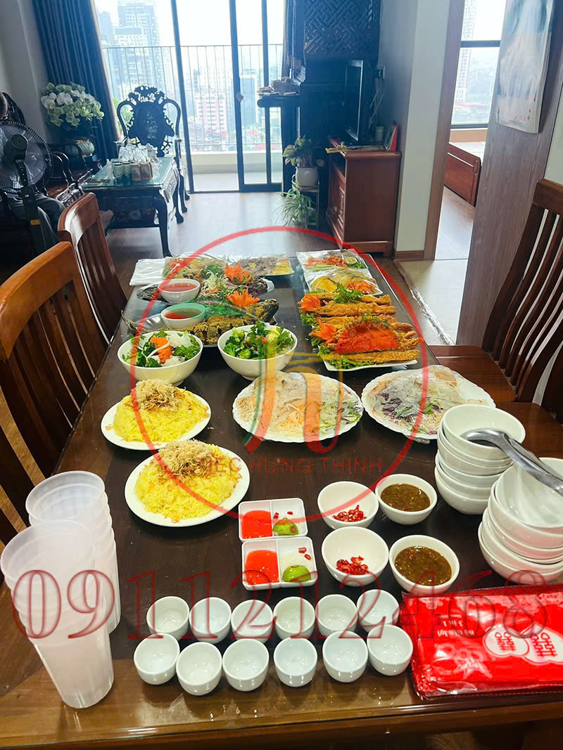 đặt cỗ lợn mán ở Thổ Quan