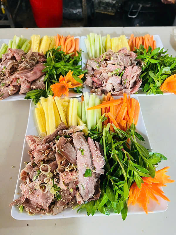 đặt cỗ sinh nhật ở Đống Đa