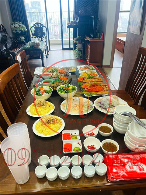 Ảnh đặt cỗ dê ở Thổ Quan