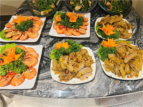 Ảnh đặt cỗ chung cư ở Đống Đa