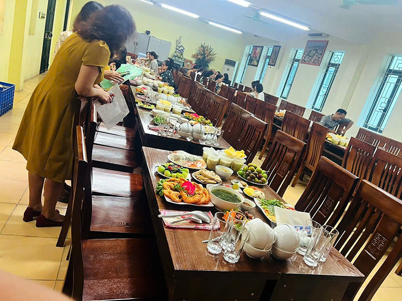 đặt cỗ công ty ở Khương Thượng