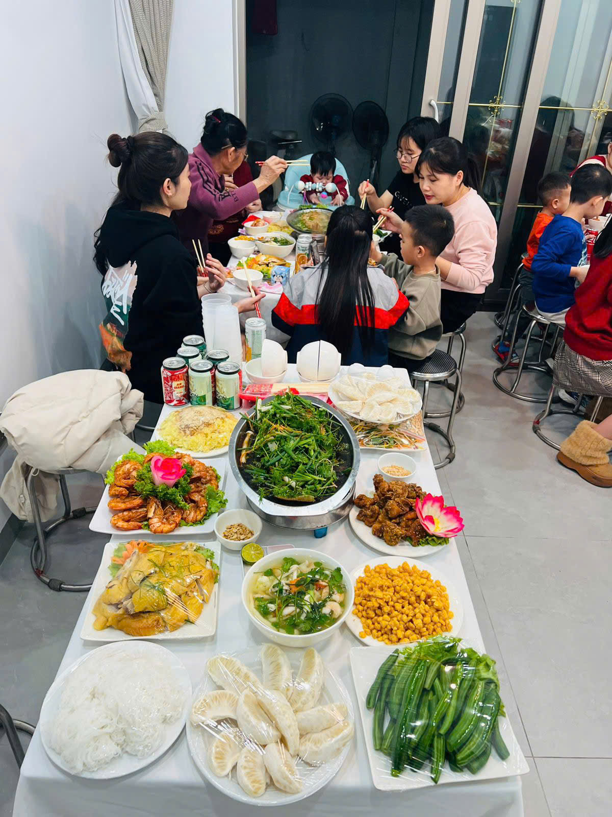 đặt cỗ sinh nhật ở Cát Linh