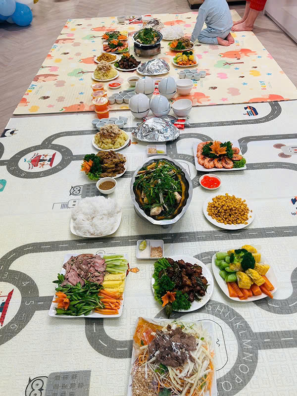 đặt cỗ trung thu ở Ngã Tư Sở