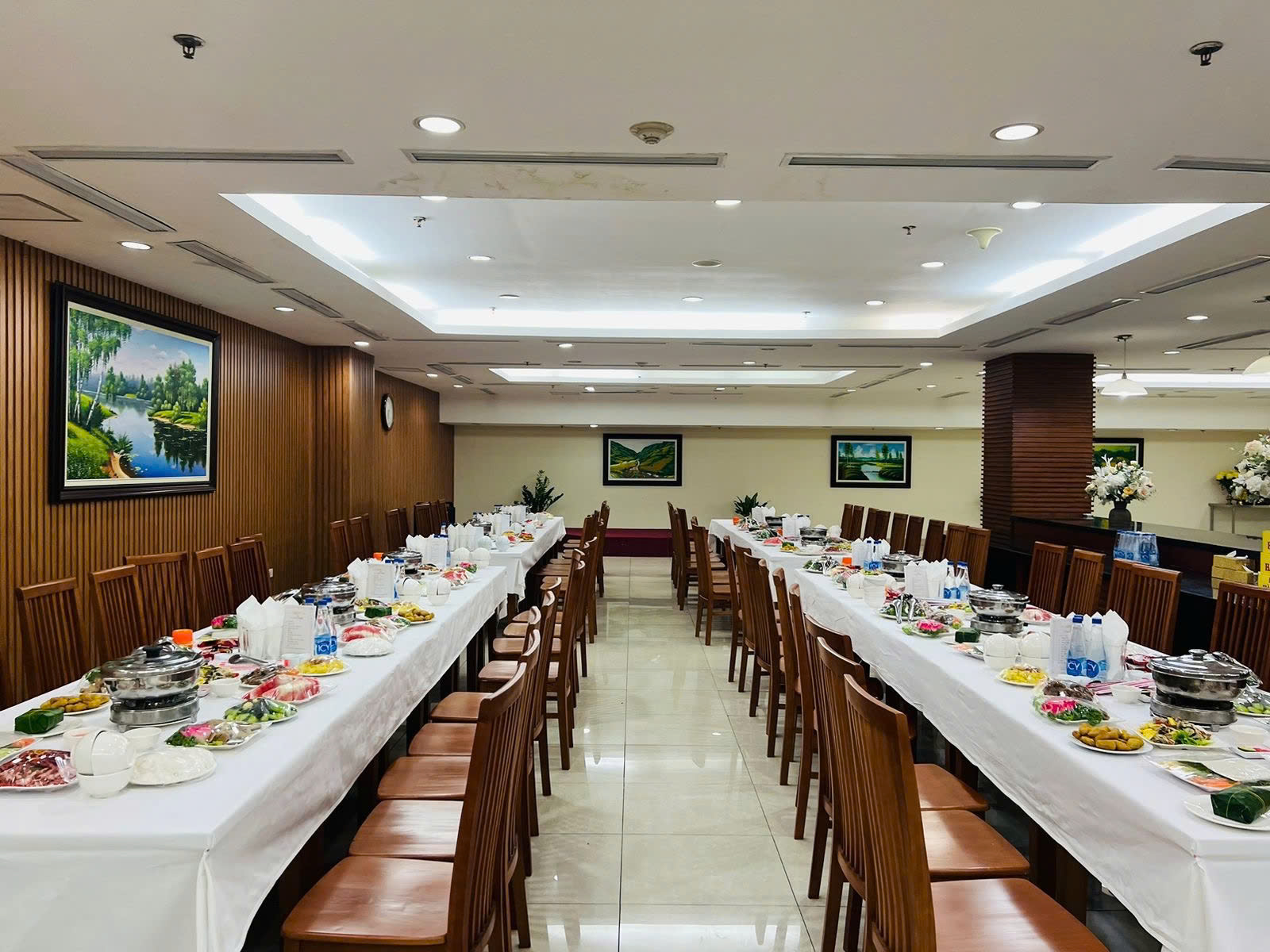 đặt cỗ ngỗng ở Cát Linh