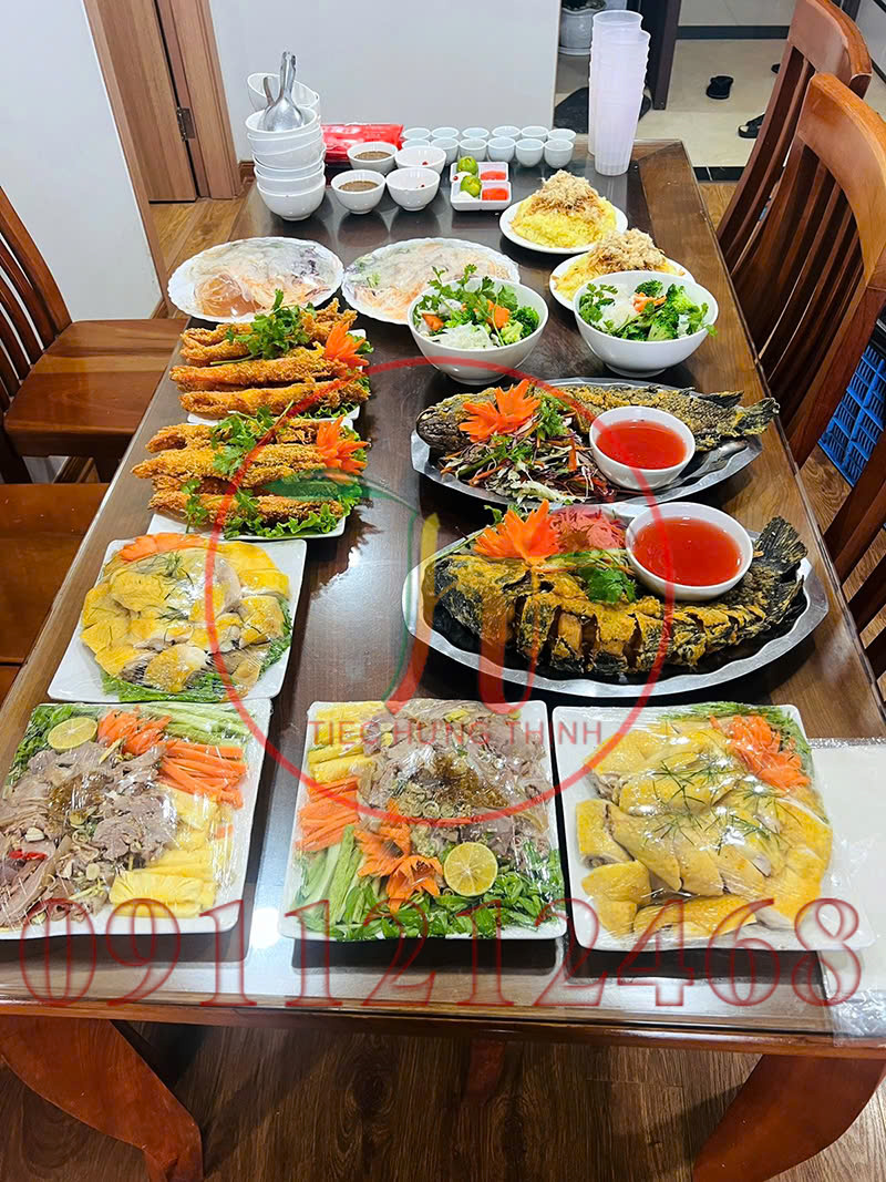 đặt cỗ 49 ngày ở Ngã Tư Sở