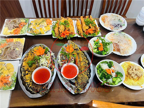 Ảnh đặt cỗ cưới ở Phương Liên